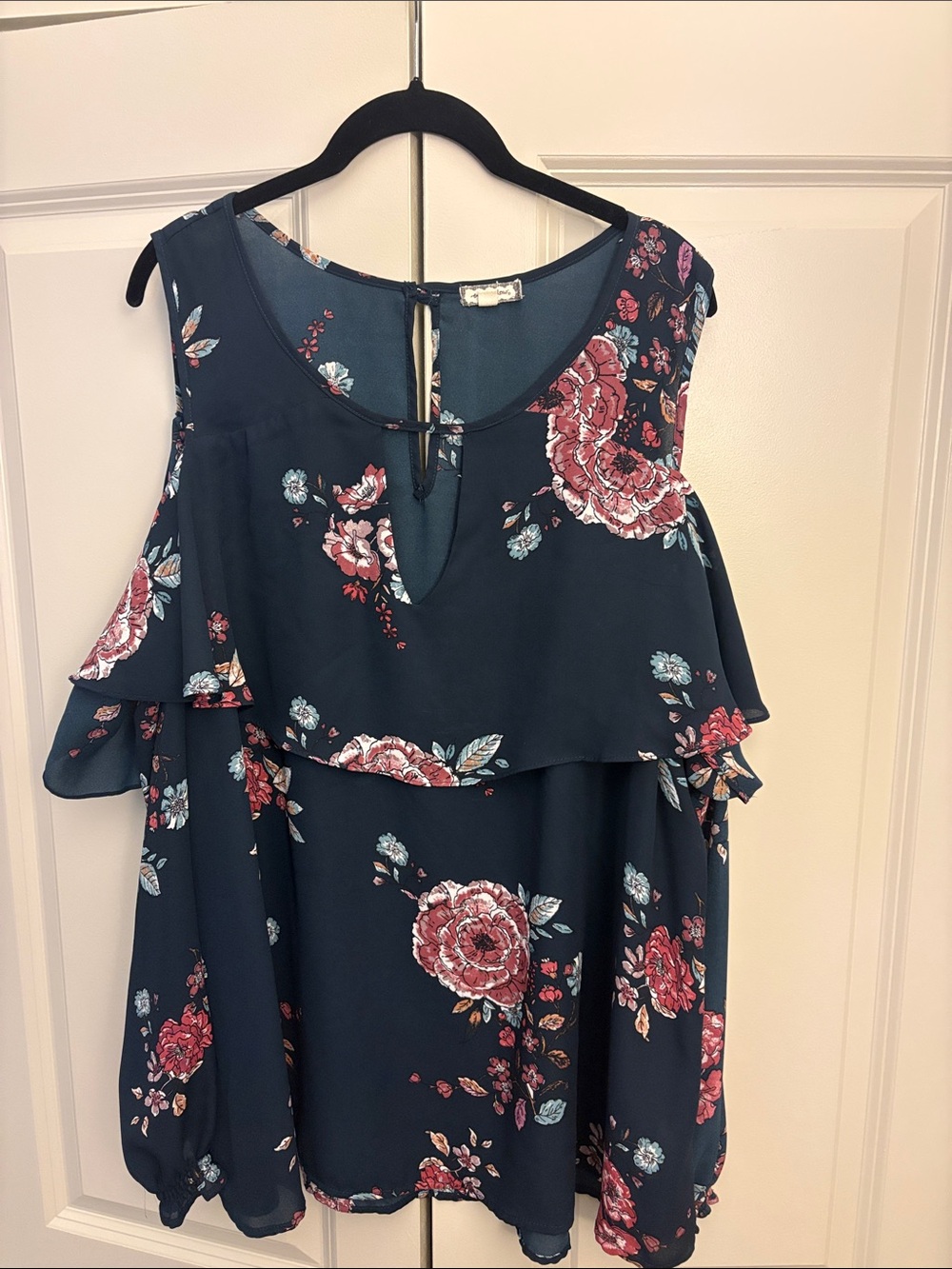 Eyeshadow Navy Floral Ruffle Cold-Shoulder Top